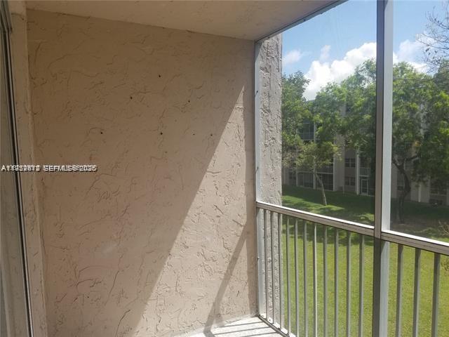 1075 Riverside Drive, Unit 304 Coral Springs, FL 33071 - Photo 5 of 12