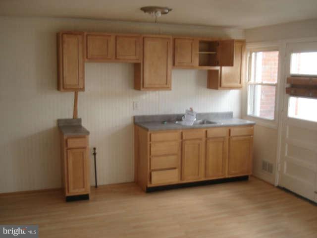 8149 Mid Haven Road Baltimore, MD 21222 - Photo 3 of 19 Kitchen