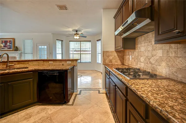$2,750 | 11906 Dinosaur Valley Drive, Sugar Land, TX 77498