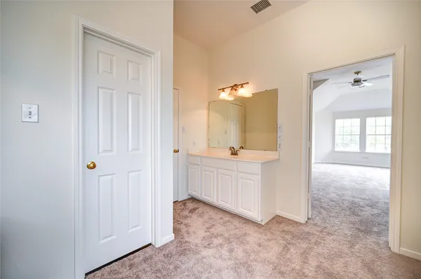 $2,750 | 11906 Dinosaur Valley Drive, Sugar Land, TX 77498