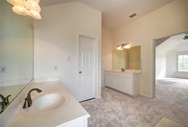 $2,750 | 11906 Dinosaur Valley Drive, Sugar Land, TX 77498