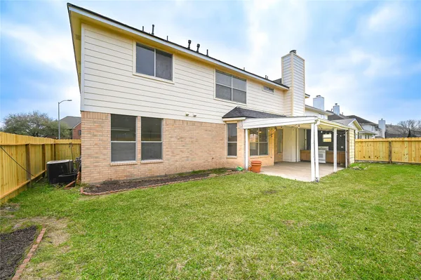 $2,750 | 11906 Dinosaur Valley Drive, Sugar Land, TX 77498