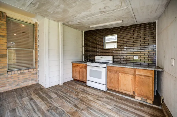 $2,750 | 11906 Dinosaur Valley Drive, Sugar Land, TX 77498