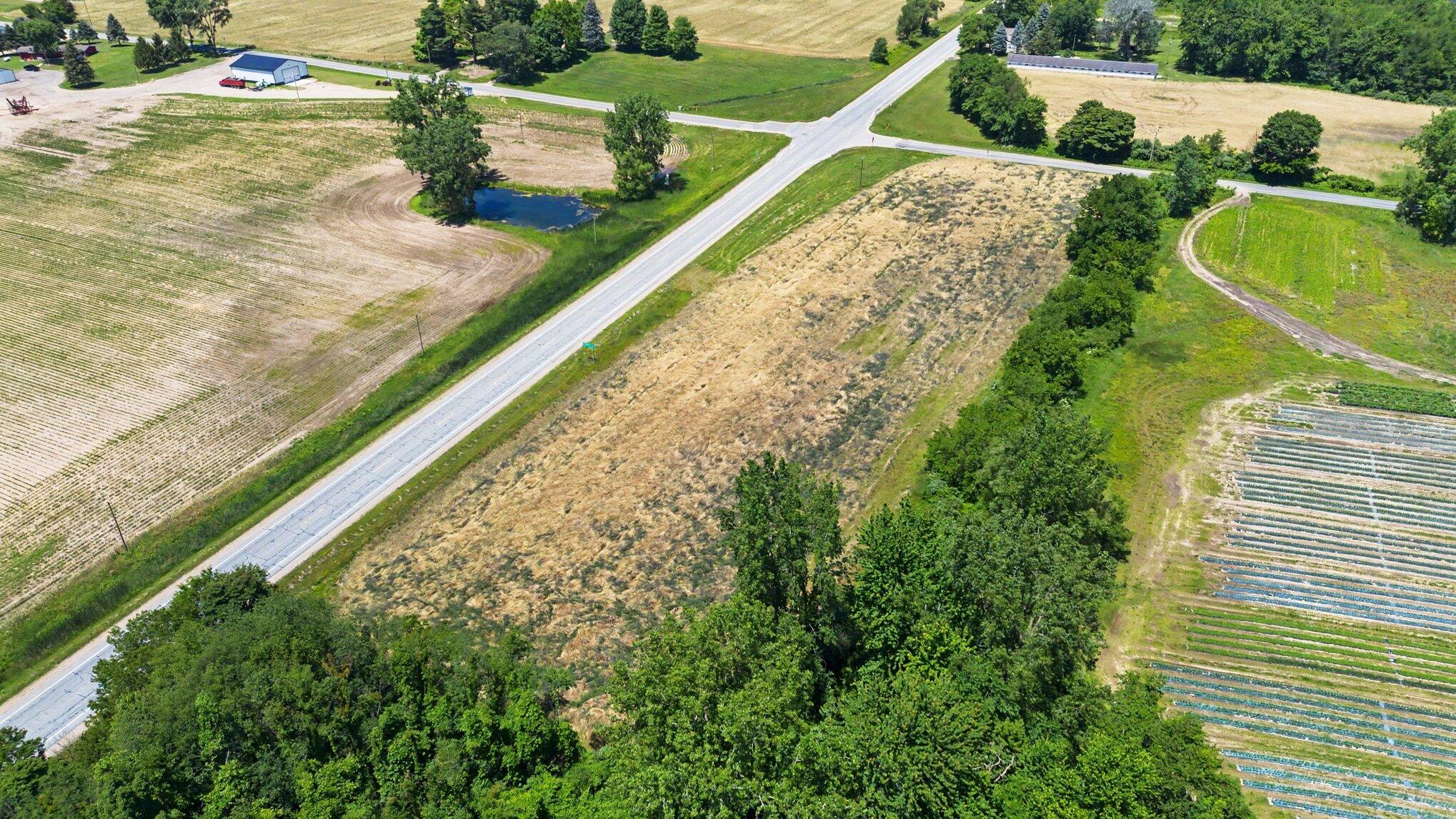 Vl Meadowbrook Road Eau Claire, MI 49111 - Photo 12 of 21 010_file_8847