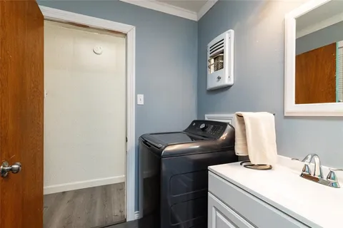 $250,000 | 812 Denton Drive, Euless, TX 76039