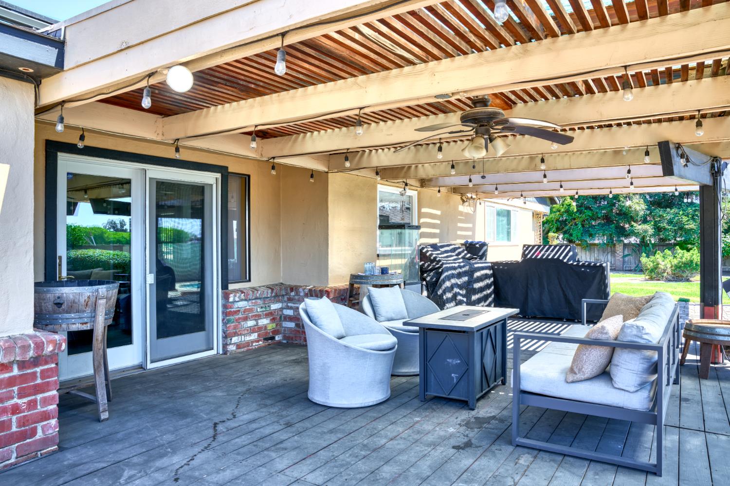 231 South Austin Road Manteca, CA 95336 - Photo 38 of 39