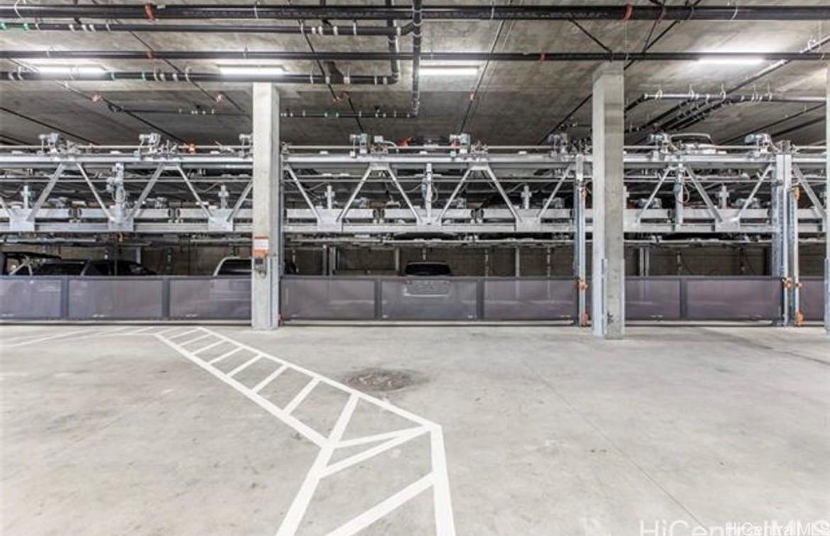 803 Waimanu Street, Unit 512 Honolulu, HI 96813 - Photo 16 of 18 a view of a water heater room