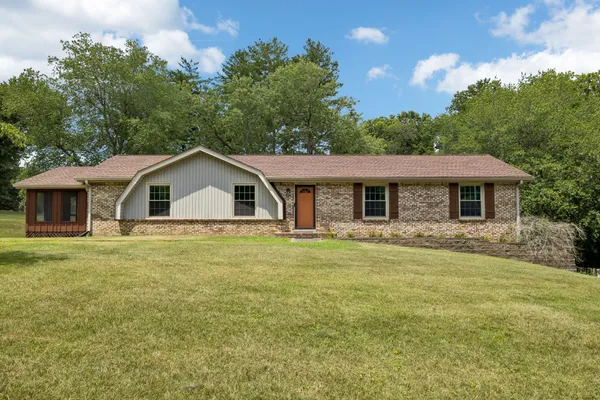 $1,900 | 1810 Theresa Drive, Clarksville, TN 37043
