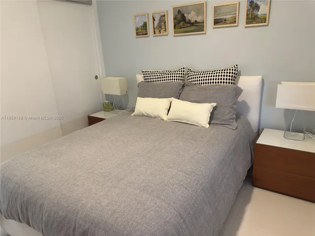 a view of utility room