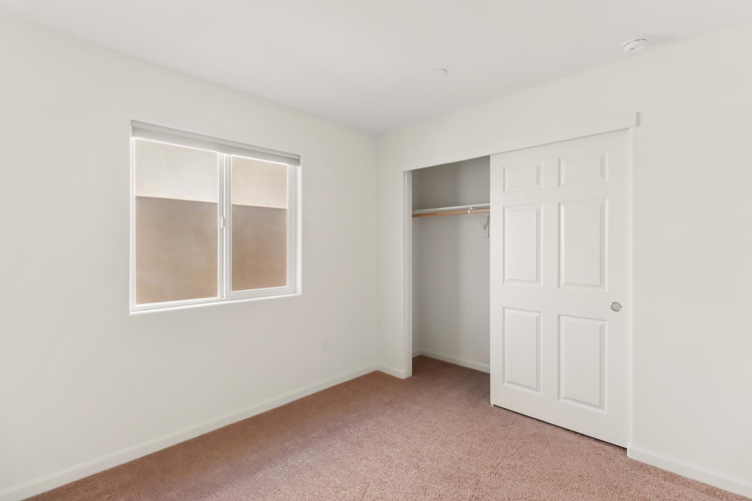 3230 Chelmer Way Rancho Cordova, CA 95670 - Photo 26 of 50 an empty room with windows