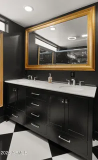 $1,395,000 | 7240 North Vía De La Montana, Scottsdale, AZ 85258