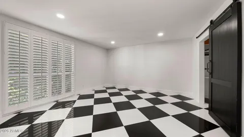 $1,395,000 | 7240 North Vía De La Montana, Scottsdale, AZ 85258