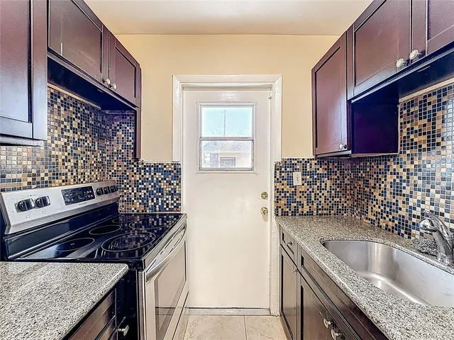 $1,900 | 2335 Northeast 172nd Street, Unit 8, North Miami Beach, FL 33160