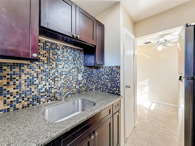 $1,900 | 2335 Northeast 172nd Street, Unit 8, North Miami Beach, FL 33160