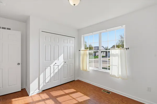 $370,000 | 7062 Creekway Court, Ypsilanti, MI 48197