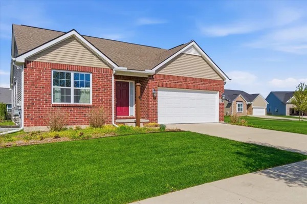 $370,000 | 7062 Creekway Court, Ypsilanti, MI 48197