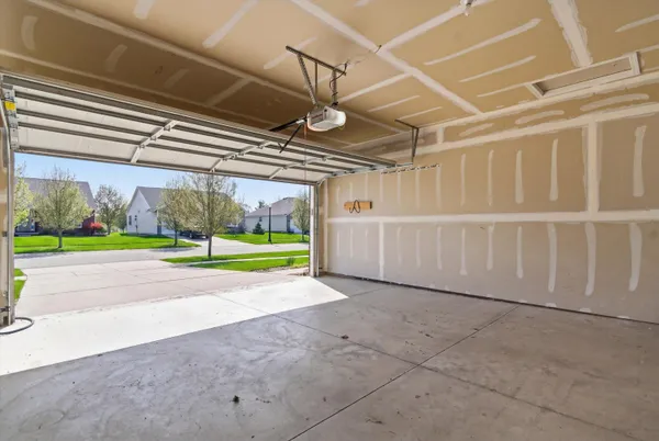 $370,000 | 7062 Creekway Court, Ypsilanti, MI 48197