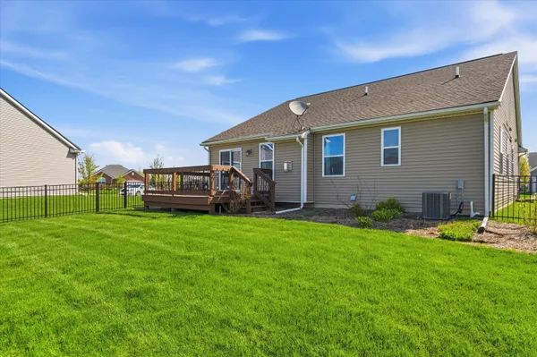 $370,000 | 7062 Creekway Court, Ypsilanti, MI 48197