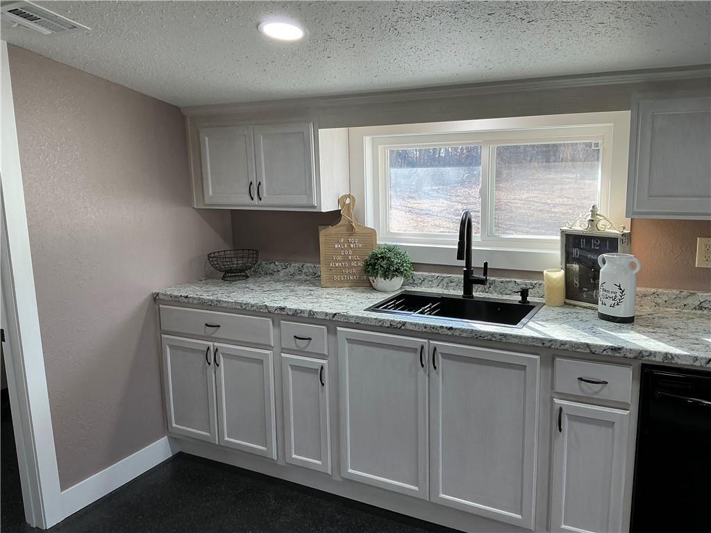 442 Walnut Street Prescott, KS 66767 - Photo 15 of 69