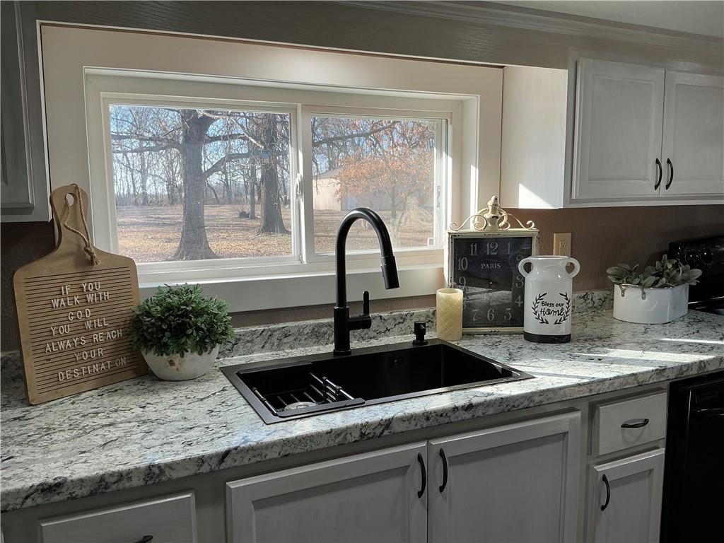 442 Walnut Street Prescott, KS 66767 - Photo 16 of 69