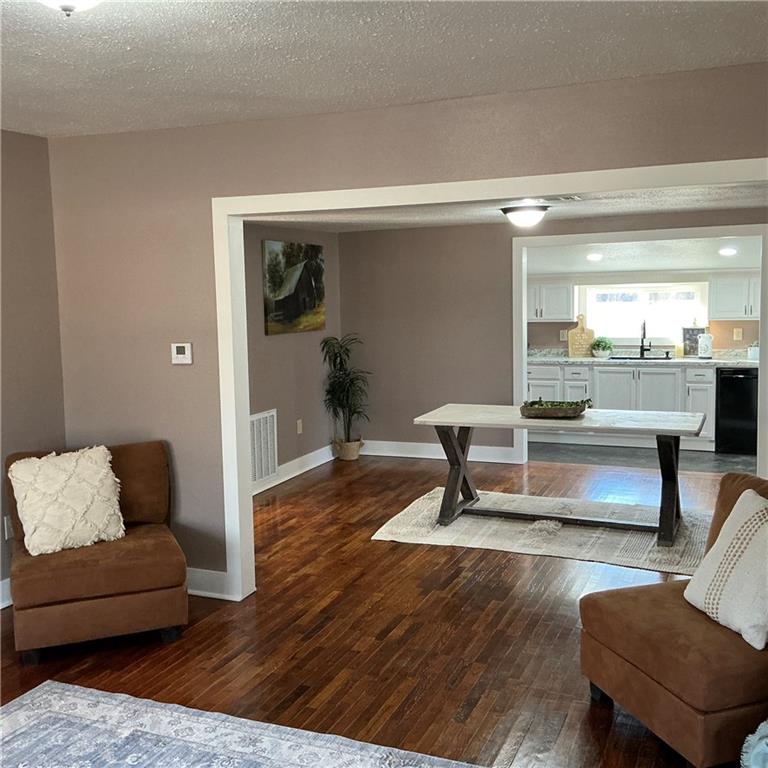 442 Walnut Street Prescott, KS 66767 - Photo 5 of 69