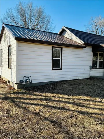 $150,000 | 442 Walnut Street, Prescott, KS 66767
