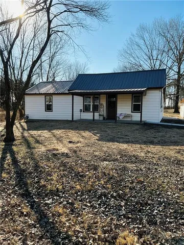 $150,000 | 442 Walnut Street, Prescott, KS 66767