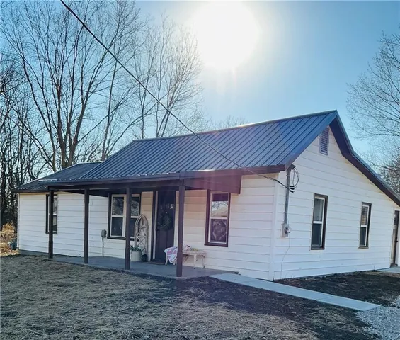 $150,000 | 442 Walnut Street, Prescott, KS 66767