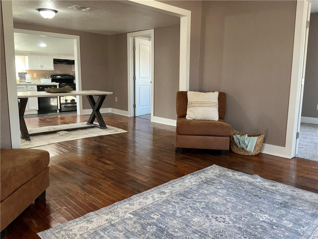 442 Walnut Street Prescott, KS 66767 - Photo 9 of 69