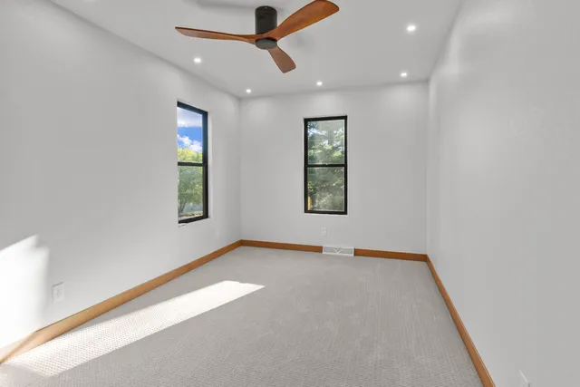 $799,900 | 637 1st Street, Delafield, WI 53018