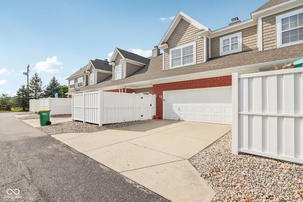 $2,650 | 1355 Middlebury Drive, Westfield, IN 46074