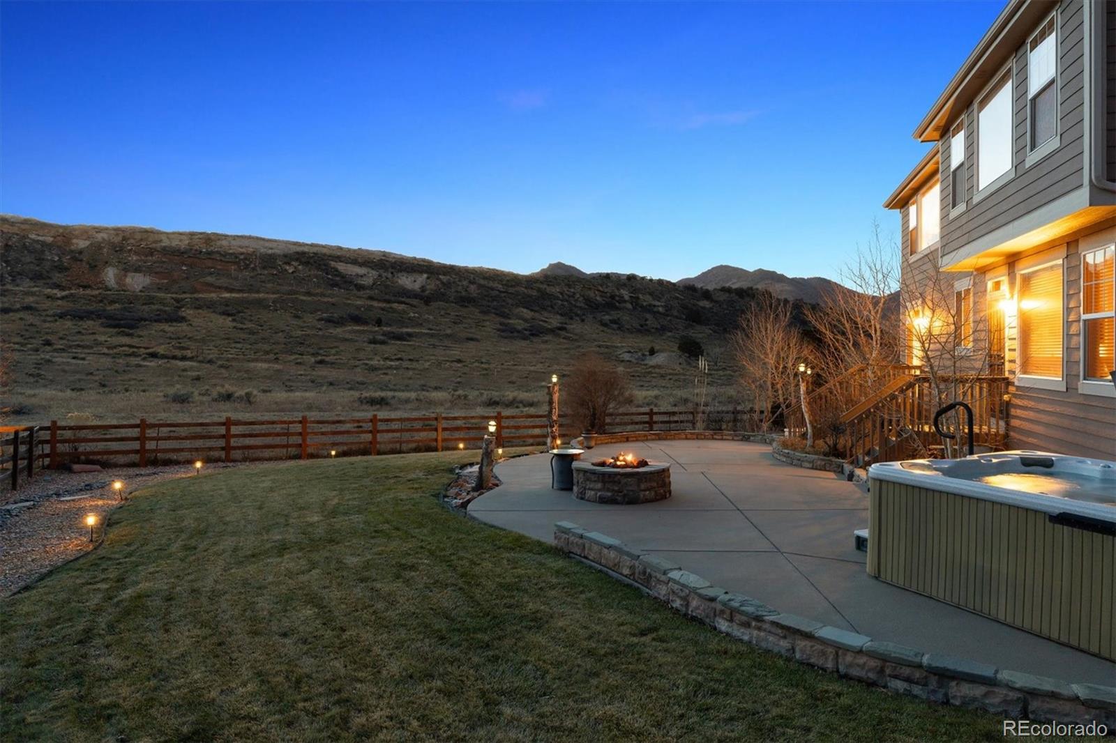 8367 Hackamore Road Littleton, CO 80125 - Photo 4 of 50 Gallery Image 4
