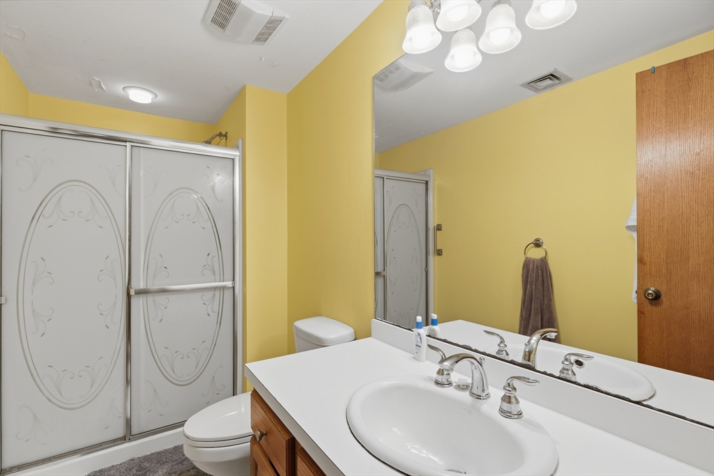 330 Sunderland Road, Unit 7 Worcester, MA 01604 - Photo 13 of 24