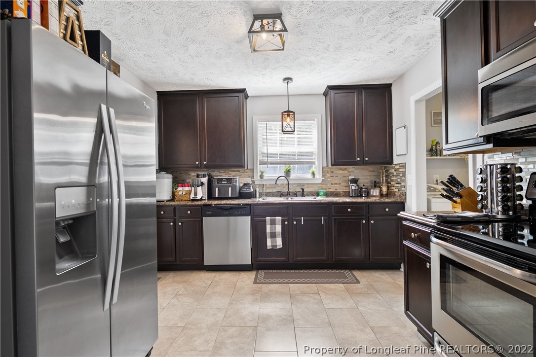 5539 Rising Ridge Drive Hope Mills, NC 28348 - Photo 16 of 46 Gallery Image 16