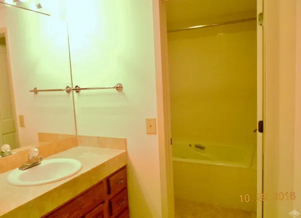 $4,900 | 224 Deer Boulevard, Unit C, Avon, CO 81620