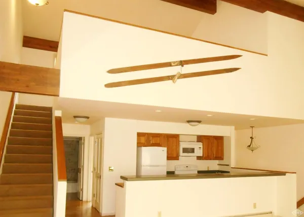 $4,900 | 224 Deer Boulevard, Unit C, Avon, CO 81620