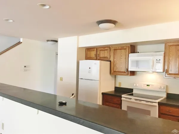 $4,900 | 224 Deer Boulevard, Unit C, Avon, CO 81620