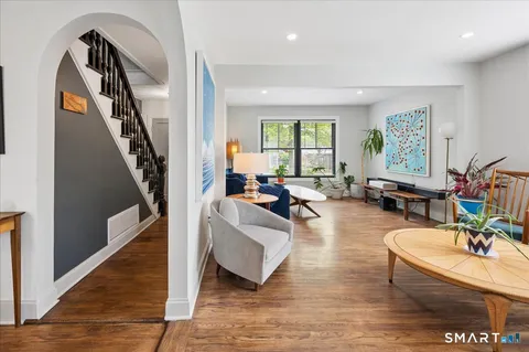 $1,000,000 | 4 Davenport Avenue, Westport, CT 06880