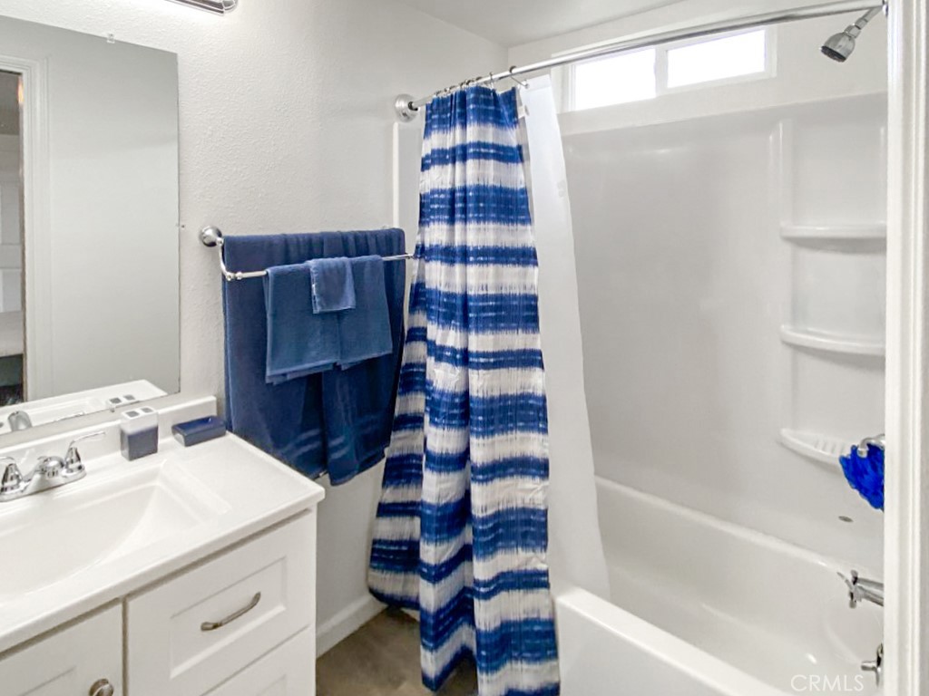 907 Ball Mountain Little Shasta Road Montague, CA 96064 - Photo 24 of 34 a bathroom with a bathtub and shower