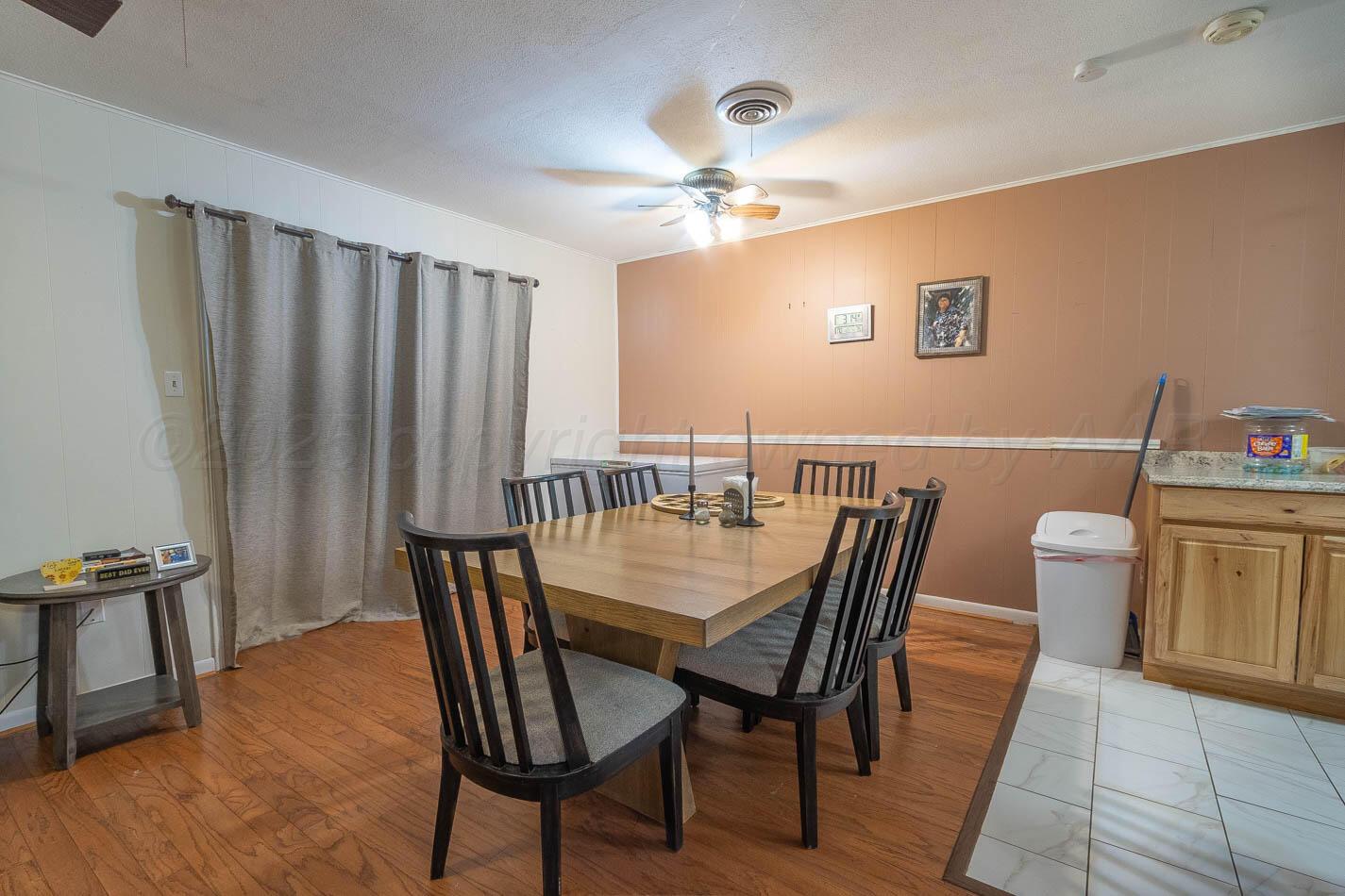 5126 Royce Drive Amarillo, TX 79110 - Photo 4 of 16 DINING AREA