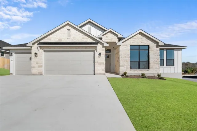 $459,990 | 301 Boots Court, Lorena, TX 76655
