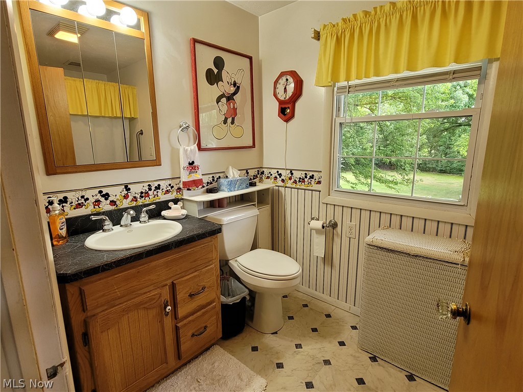 46545 Telegraph Road Amherst, OH 44001 - Photo 14 of 29 Gallery Image 14