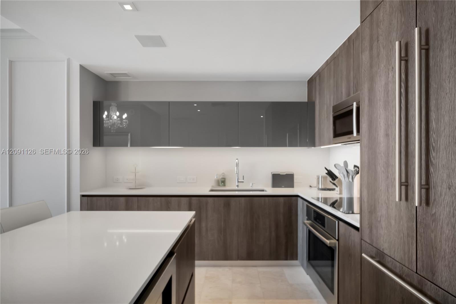 88 Southwest 7th Street, Unit 3205 Miami, FL 33130 - Photo 6 of 18 Gallery Image 6