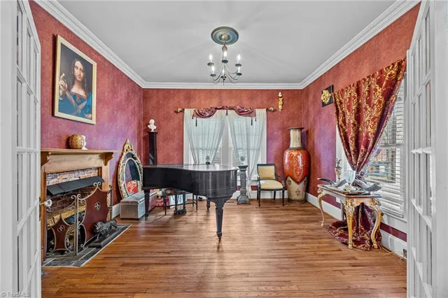 $339,900 | 501 West 2nd Avenue, Lexington, NC 27292