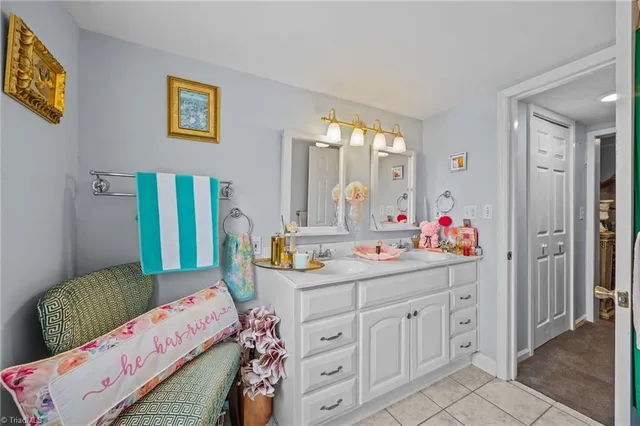 $339,900 | 501 West 2nd Avenue, Lexington, NC 27292