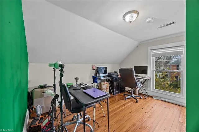 $339,900 | 501 West 2nd Avenue, Lexington, NC 27292