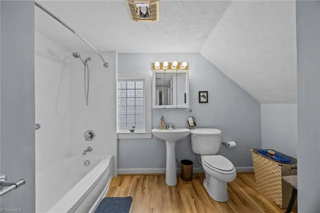 $339,900 | 501 West 2nd Avenue, Lexington, NC 27292