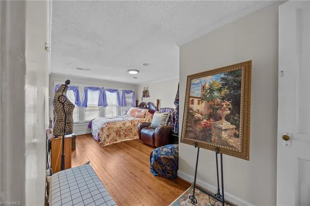 $339,900 | 501 West 2nd Avenue, Lexington, NC 27292