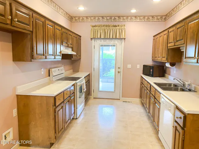 $290,000 | 101 Pear Tree Lane, Loudon, TN 37774