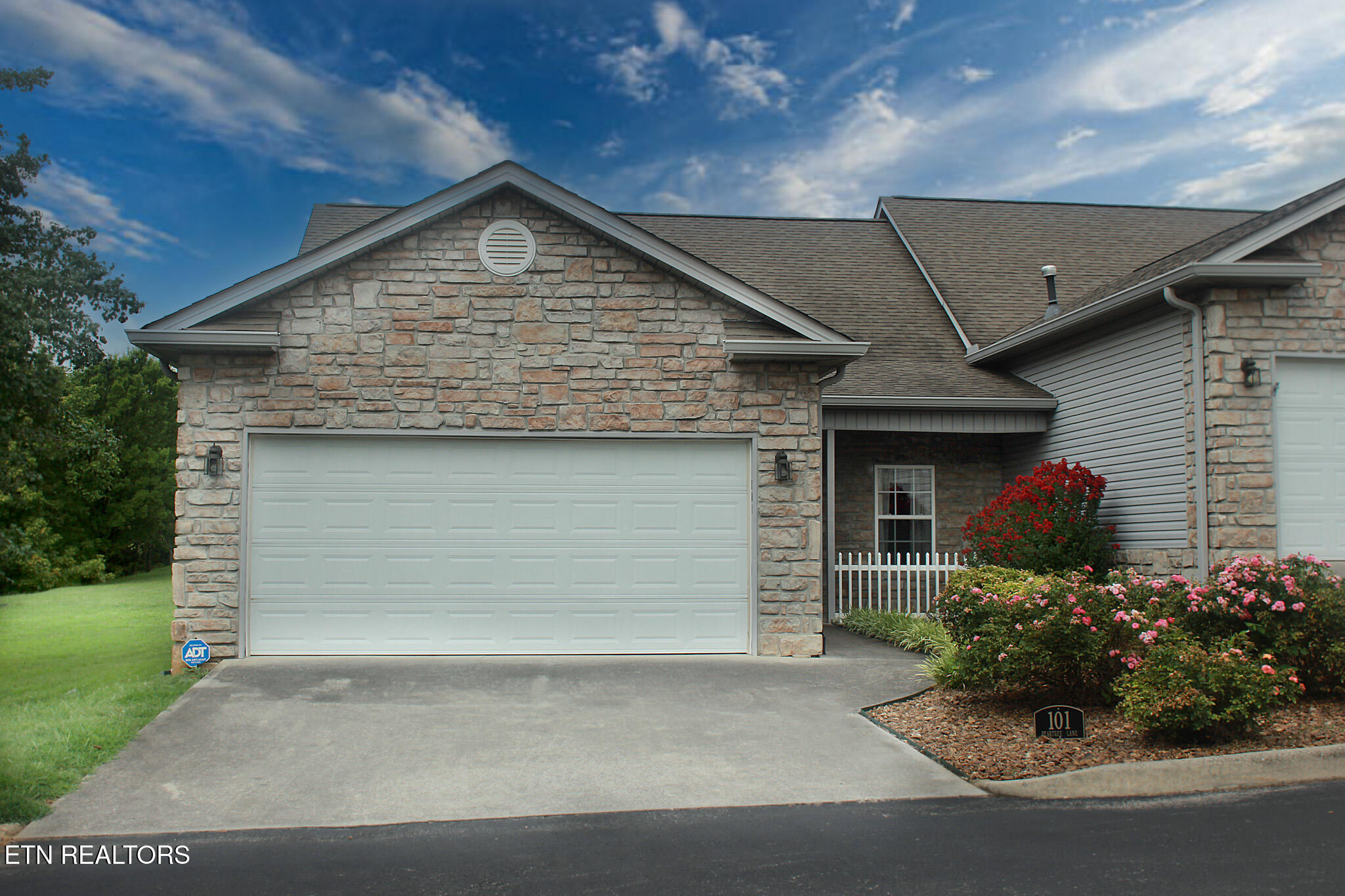 101 Pear Tree Lane Loudon, TN 37774 - Photo 14 of 19 IMG_0284final